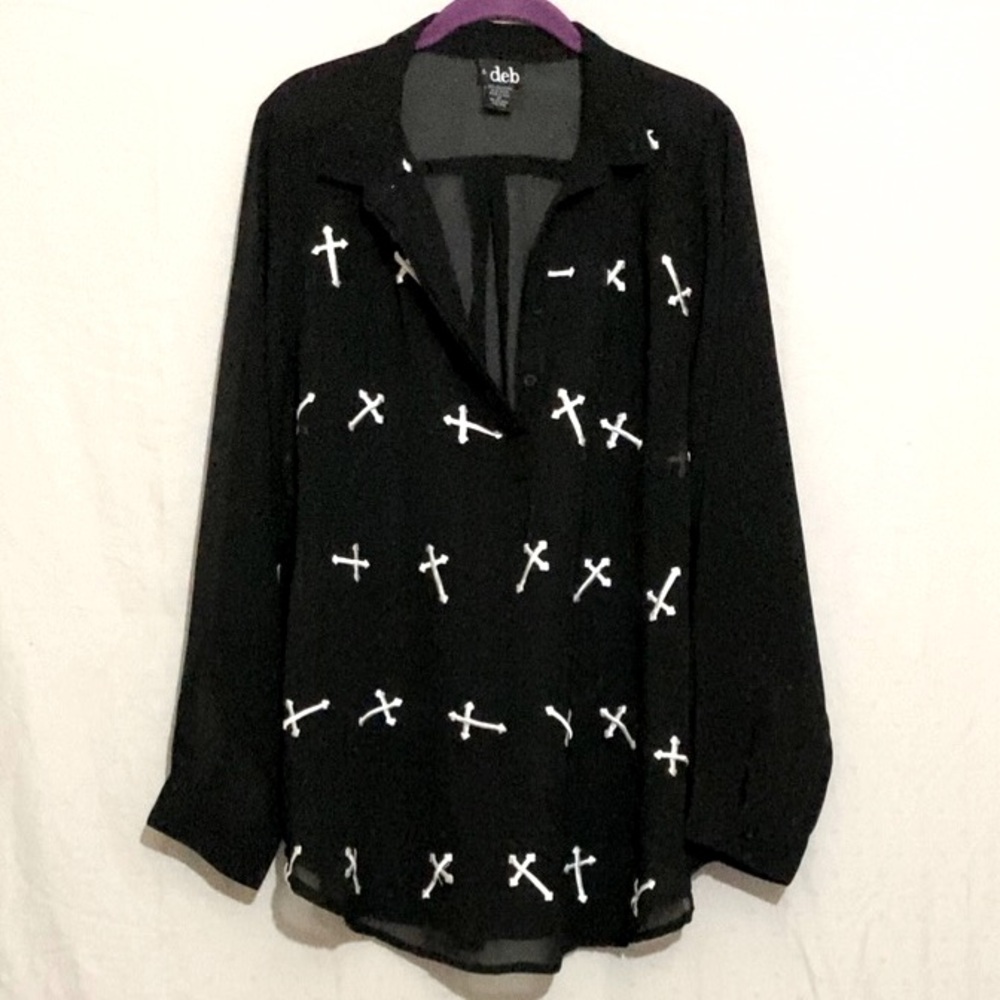 Women’s Size 1X Black & White Cross Embroidered Shirt